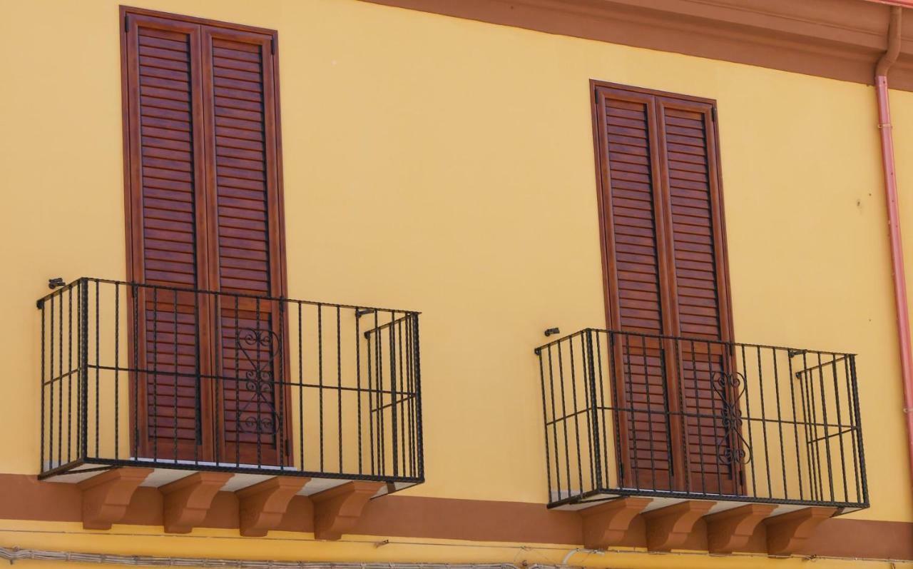 Casa Vacanze La Pavoncella Iglesias Exterior photo